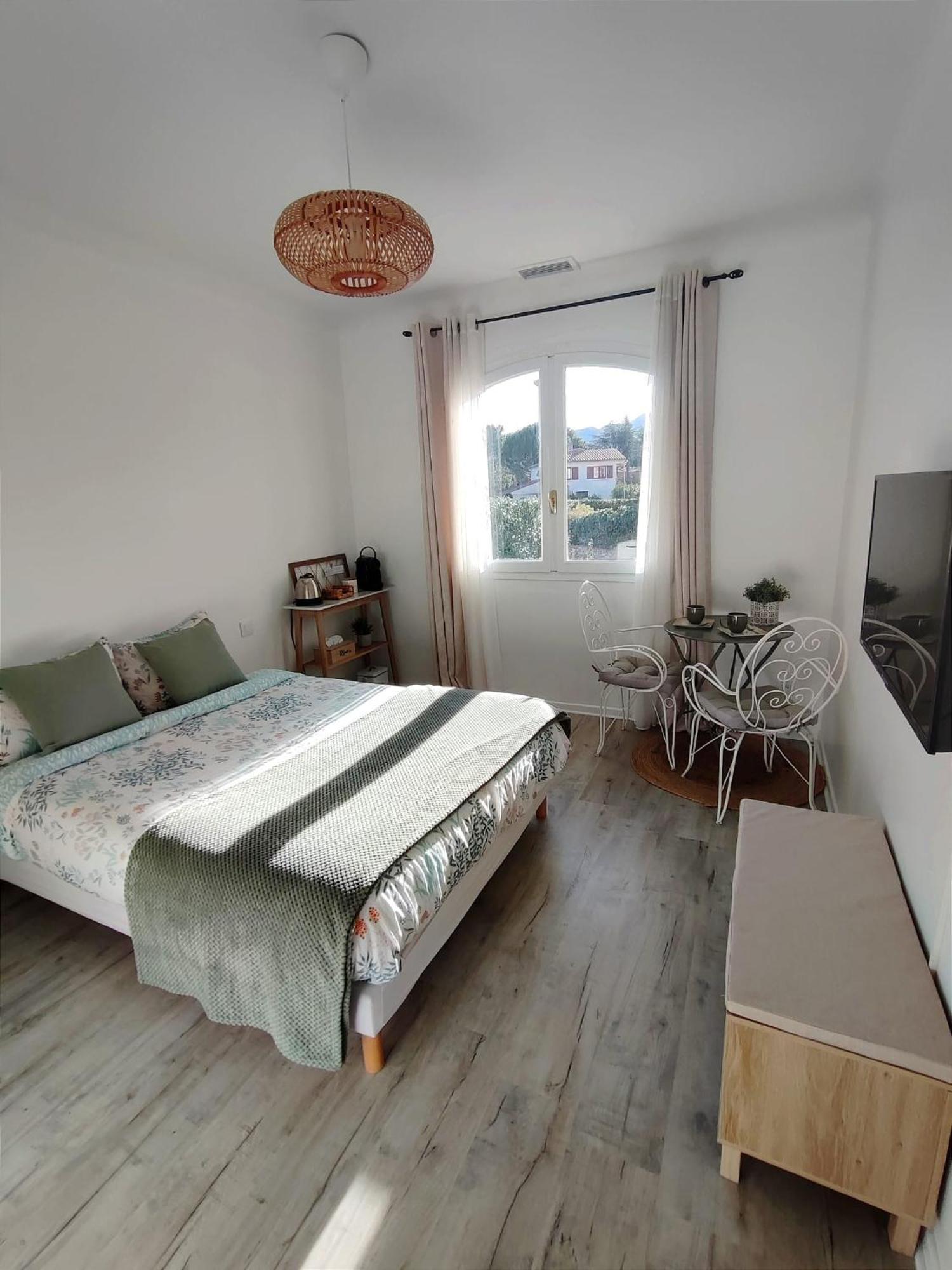 Chambre Climatisee Entre Mer Et Montagne, Avec Sdb Et Wc Privatifs Laroque-des-Albères Екстериор снимка